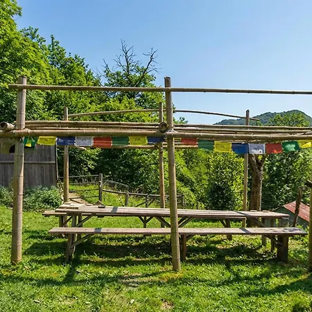 3 Bedroom Beautiful In Rezzoaglio